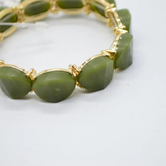 Tanya creations green faux stone bracelet - Picture 2 of 5